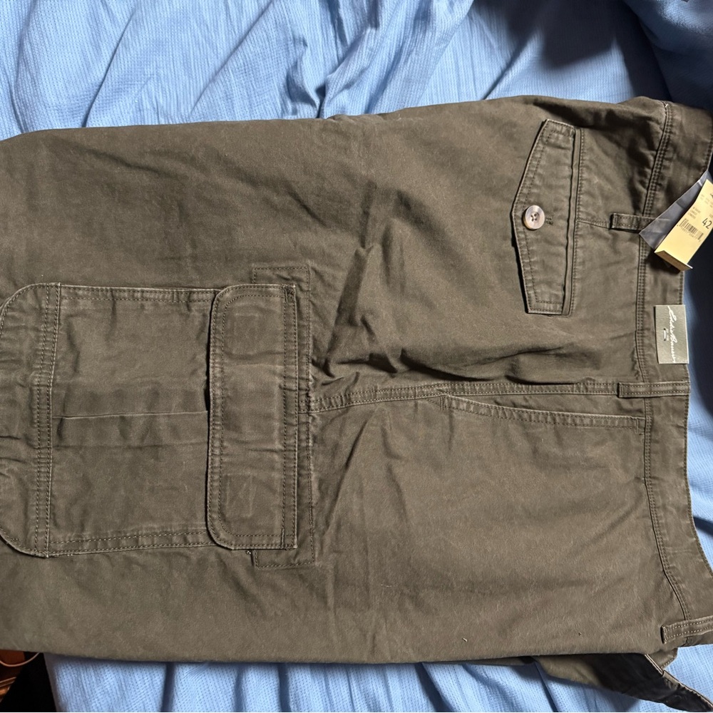 Eddie Bauer Green Cargo Pants Durable Utility Design